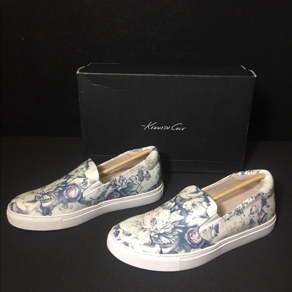 Kenneth Cole Floral Sneakers - Picture 5 of 8